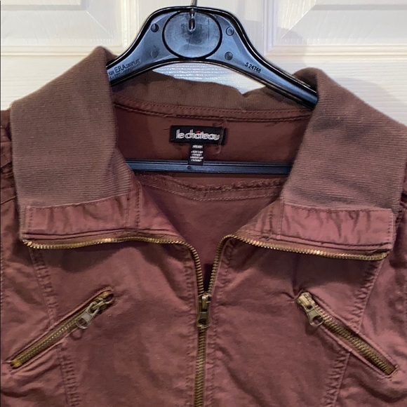 Le Chateau Sleeveless Top - Picture 3 of 4